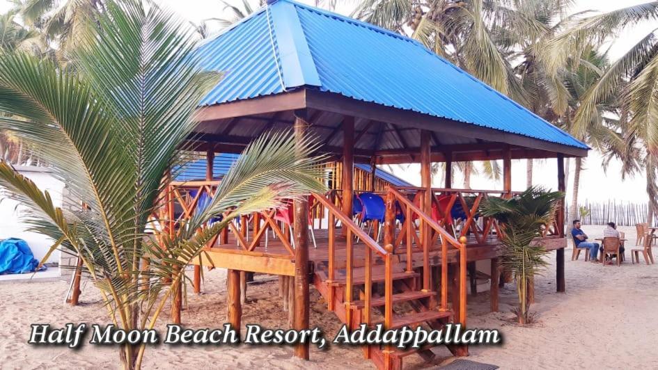 Half Moon Beach Resort Addaippallam Ngoại thất bức ảnh